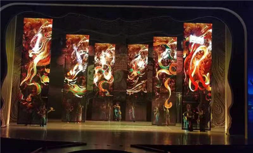 敦煌项目2（P3.5格栅透明屏）